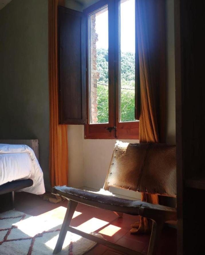 Hostal De Bianya La Vall de Bianya Eksteriør billede